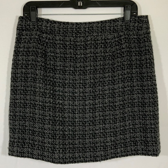 Loft Woven Black & White Skirt - Petite Size 8 - NWT - Picture 2 of 9